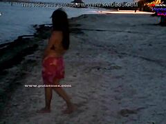 Amateur mommy gets a big ass blowjob on the beach