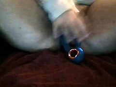 Fat girl masturbates and enjoys herself in POV