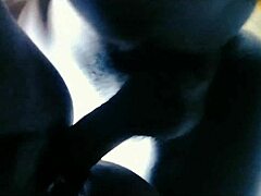 Ебановина МИЛФ прима дубоко грло и анални секс у хардкор стилу