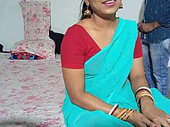 Indiase bruid krijgt ruwe seks van vriendin bij mij thuis met expliciete audio