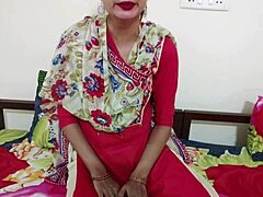 Aunty and nephew indulge in Indian stepmom and stepson roleplay