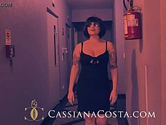 Cassiana Costa och Loira, två lesbiska amatörer, utforskar sina önskningar