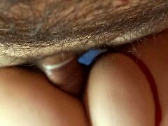 Аматерска латино милф добија сперму у уста након што је имала велики пенис у анусу