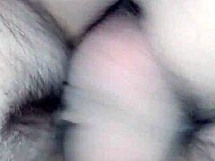 Emo MILF se fait baiser dur dans une vidéo maison